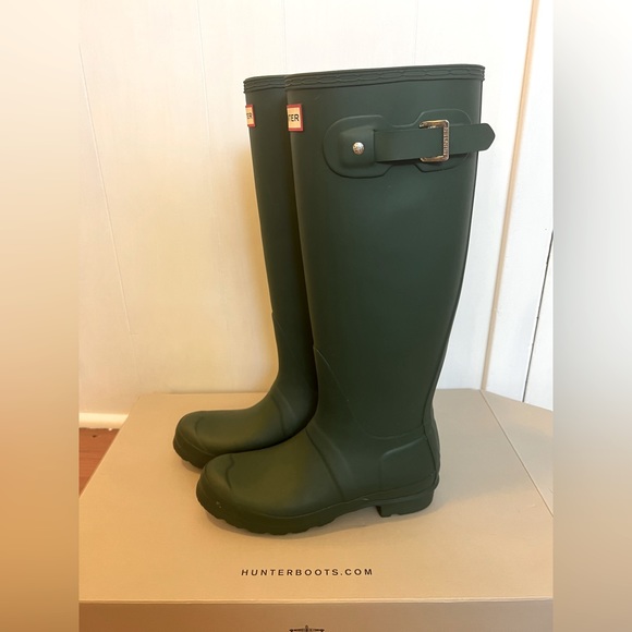 Hunter  Original Tall Rain Boots - Picture 6 of 9